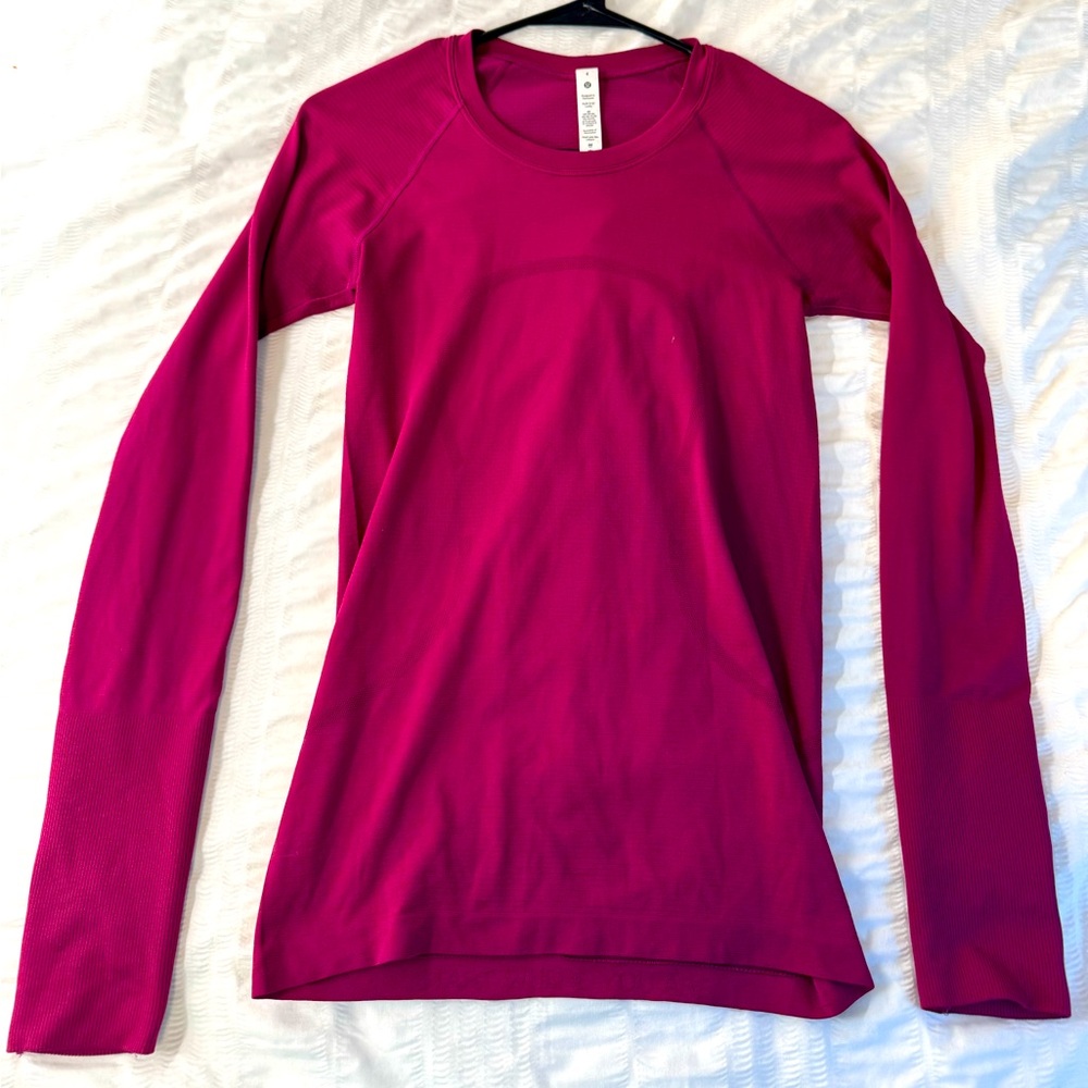 Lululemon Swiftly Tech Long Sleeve (hip length) - Purple